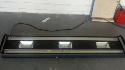 12017d1309061438-my-new-tank-lights.jpg