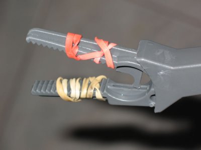 Rubber bands to the rescue.JPG
